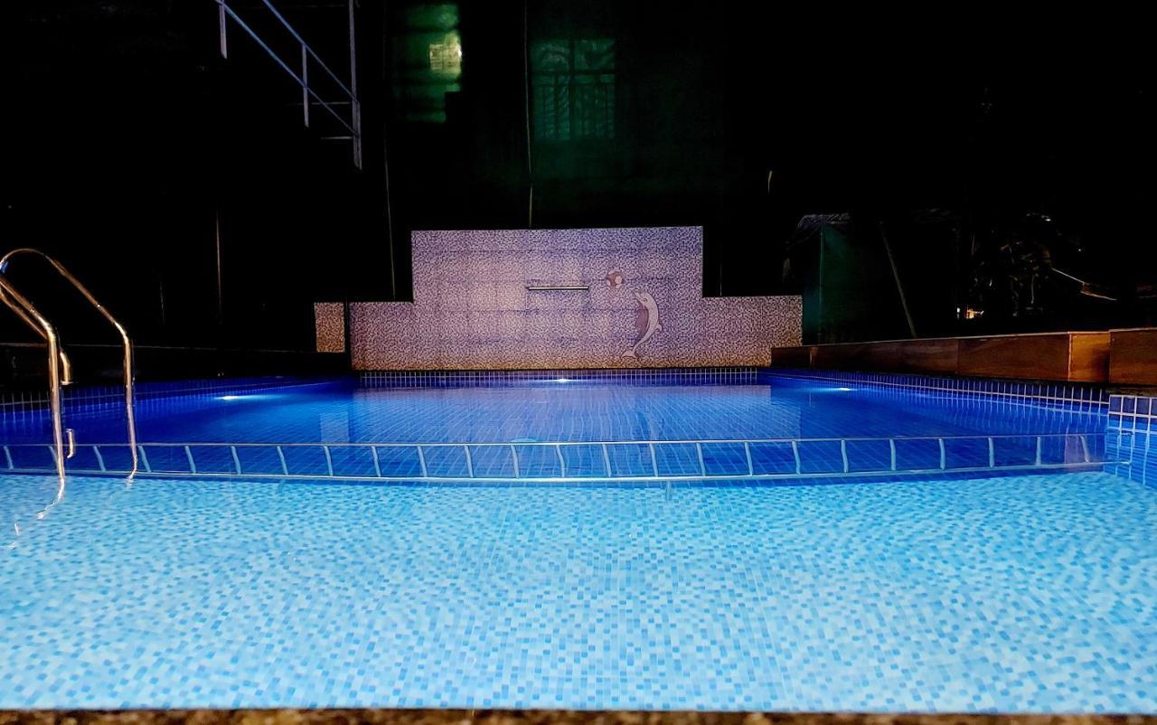 ホテル Vedana Retreat アランボル エクステリア 写真